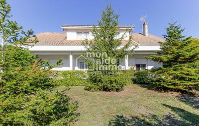 Maison - 172 m² - 6 pièces