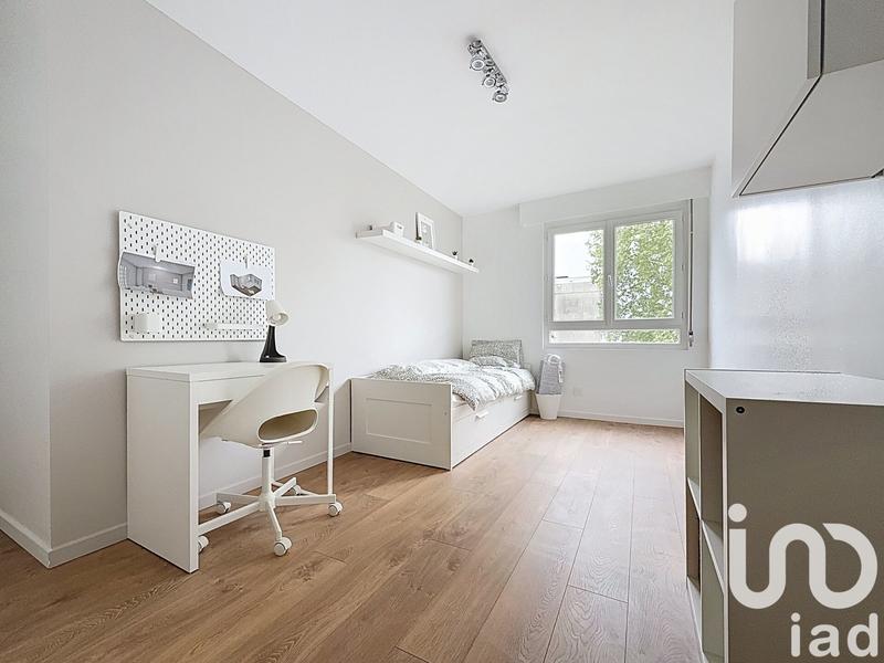 Appartement - 95 m² - 6 pièces