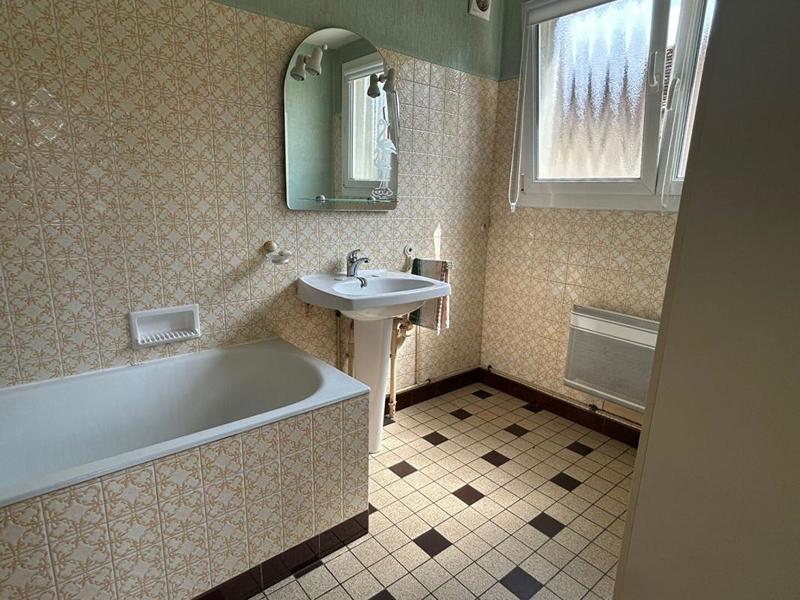 Maison - 101 m² - 5 pièces