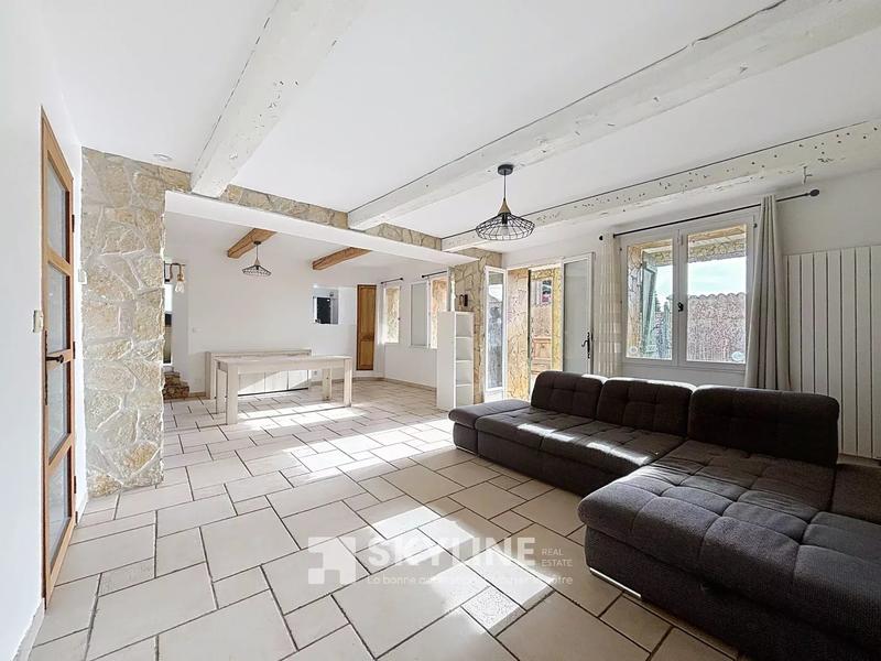 Maison - 122 m² - 4 pièces