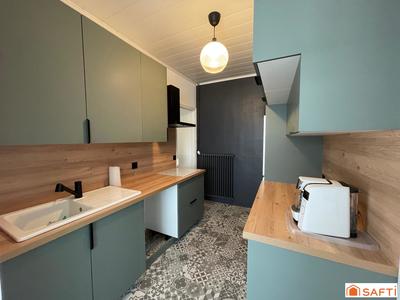 Maison - 90 m² - 5 pièces