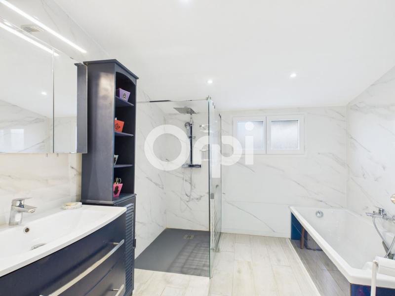 Maison - 94 m² - 4 pièces