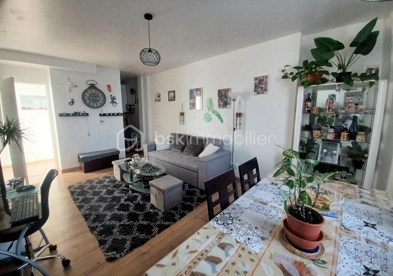 Appartement - 56 m² - 3 pièces