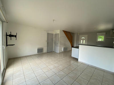 Maison - 98 m² - 4 pièces