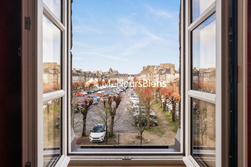 Maison de maîtres - 232 m² - 8 pièces