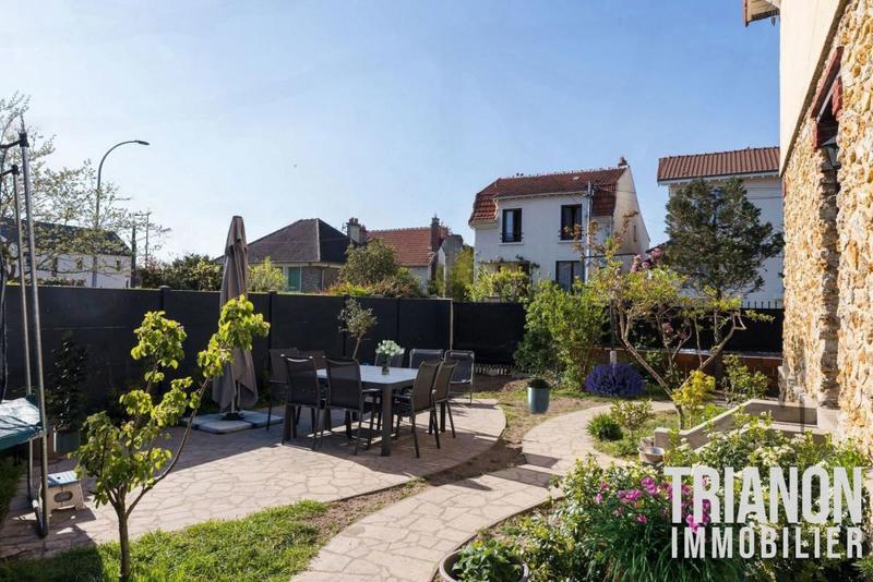 Maison - 122 m² - 6 pièces