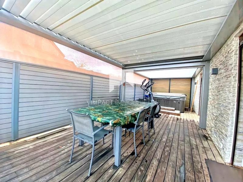 Maison - 105 m² - 5 pièces