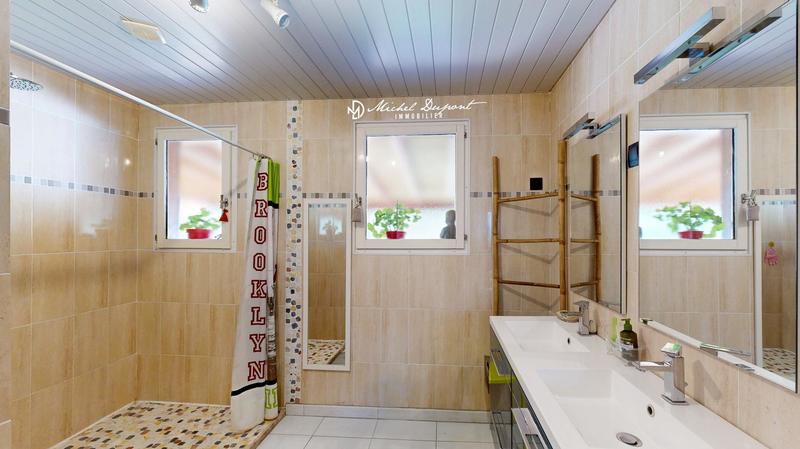 Maison - 120 m² - 6 pièces