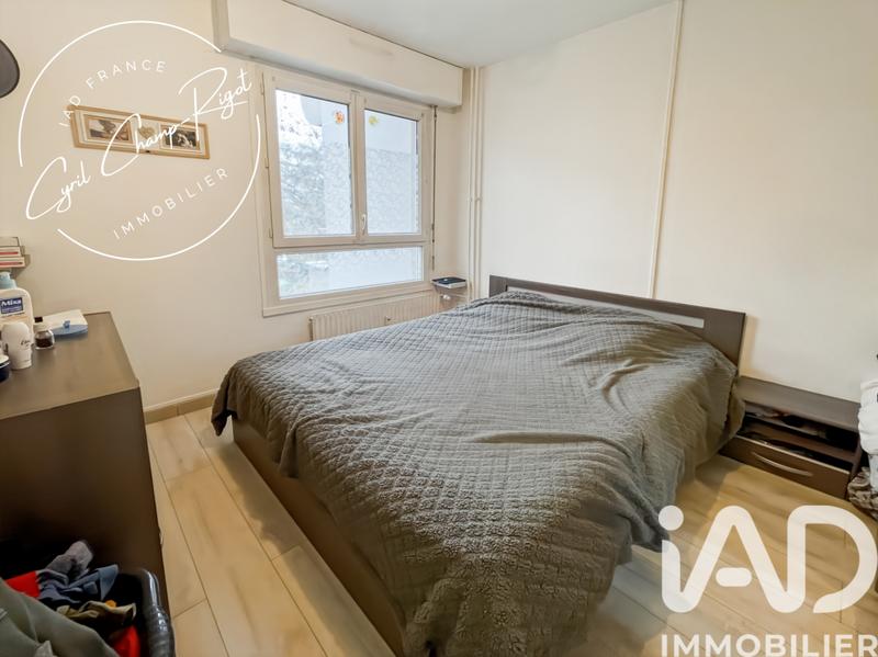 Appartement - 84 m² - 4 pièces