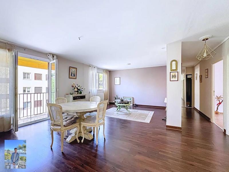 Appartement - 82 m² - 5 pièces