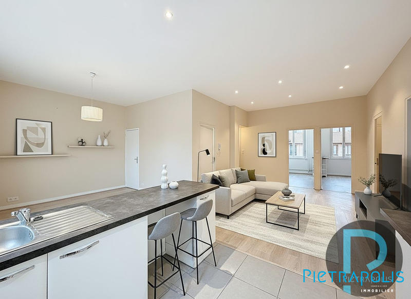 Appartement - 92 m² - 4 pièces