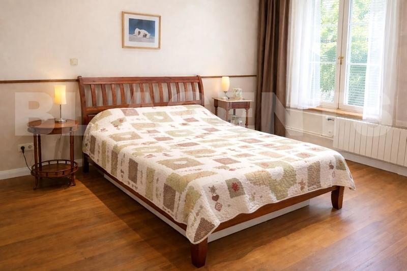 Maison bourgeoise - 233 m² - 7 pièces