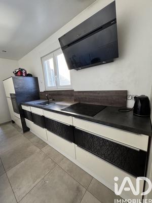 Maison - 89 m² - 4 pièces