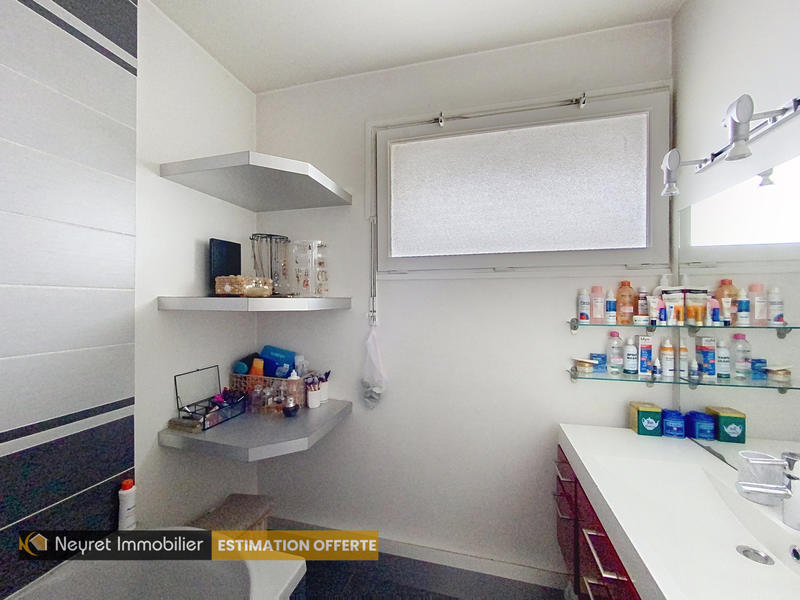 Appartement - 125 m² - 5 pièces