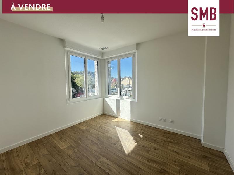 Maison - 92 m² - 4 pièces