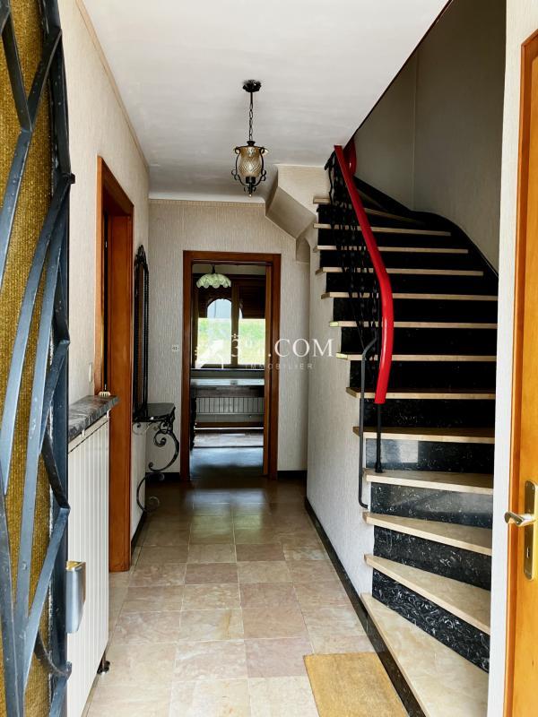 Maison - 146 m² - 7 pièces