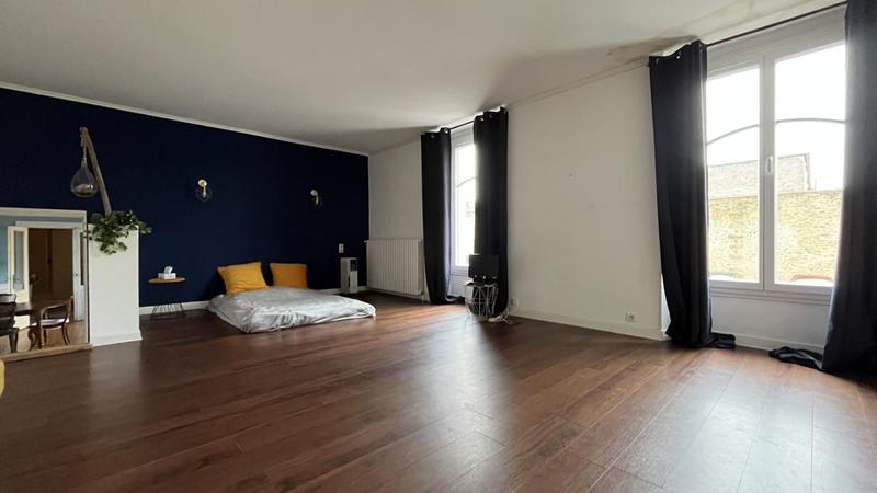 Maison bourgeoise - 300 m² - 8 pièces