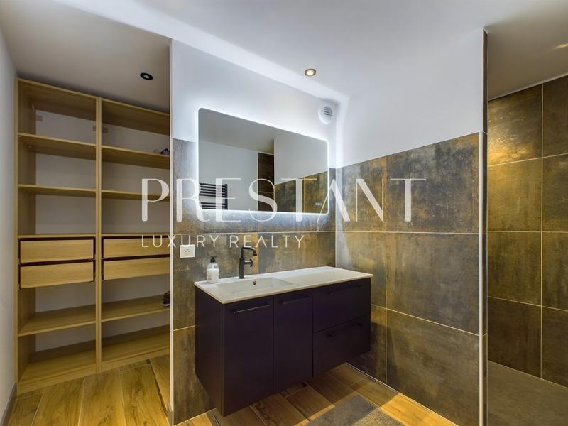 Maison - 150 m² - 4 pièces