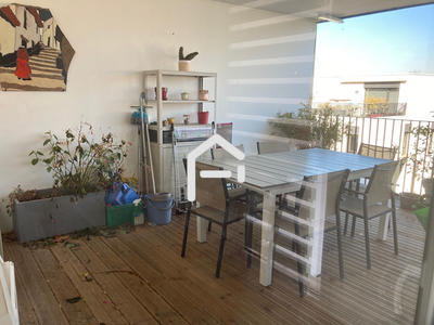 Appartement - 83 m² - 4 pièces