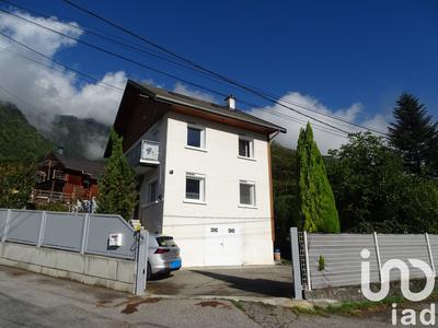 Maison - 98 m² - 5 pièces