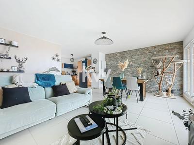 Appartement - 92 m² - 4 pièces