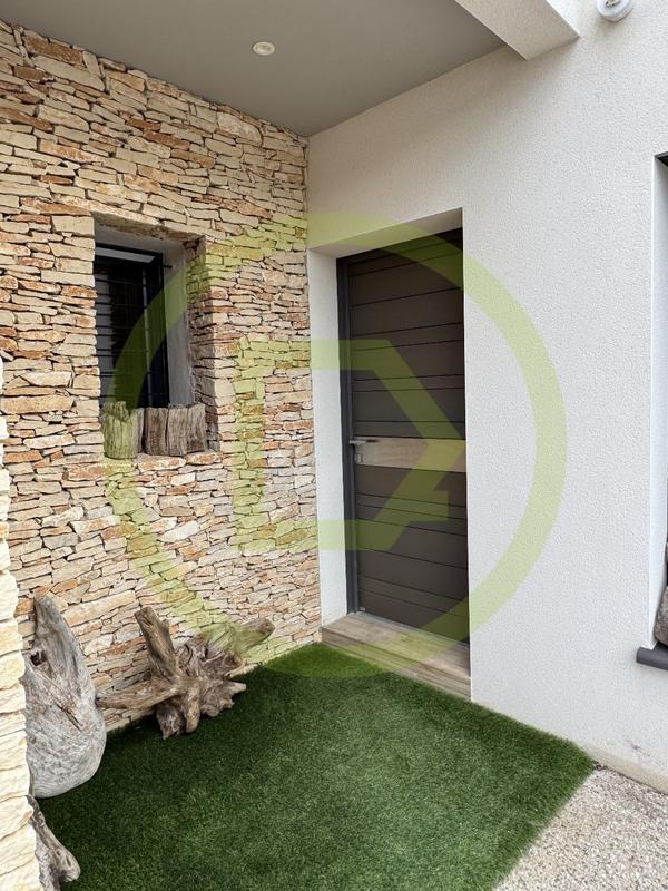 Villa - 167 m² - 6 pièces