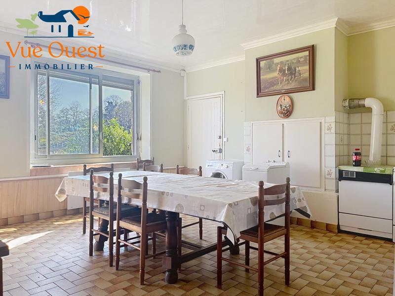 Maison - 180 m² - 4 pièces