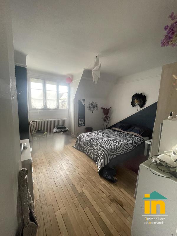 Appartement - 83 m² - 4 pièces