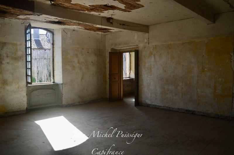 Longère - 300 m² - 10 pièces