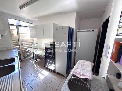 Local commercial - 152 m²