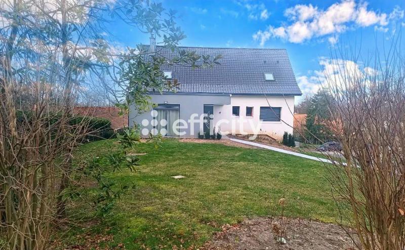 Pavillon - 250 m² - 10 pièces