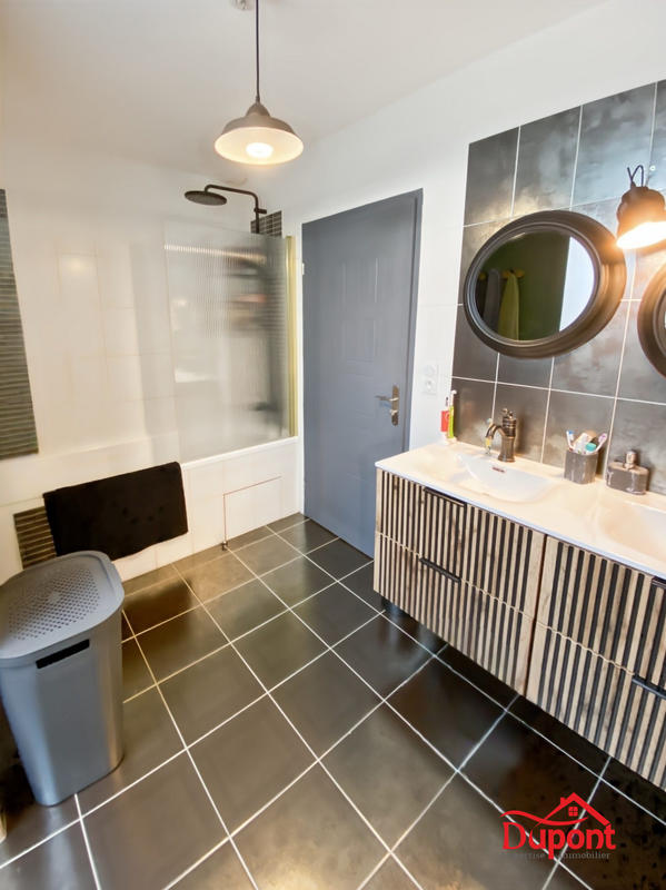 Maison - 97 m² - 4 pièces