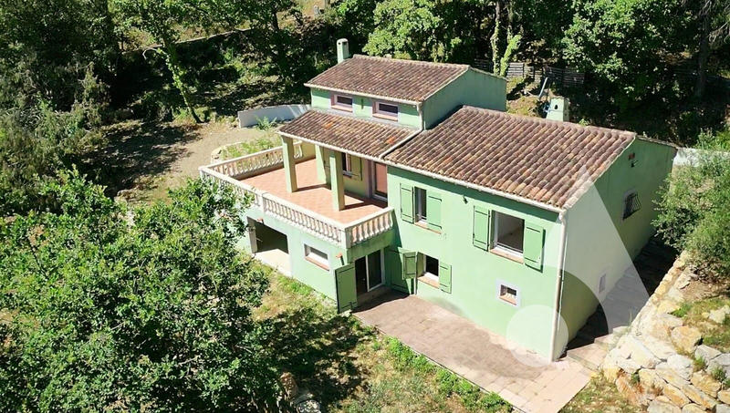 Maison - 110 m² - 6 pièces