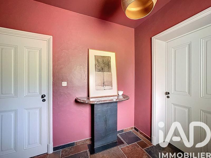 Maison - 219 m² - 8 pièces