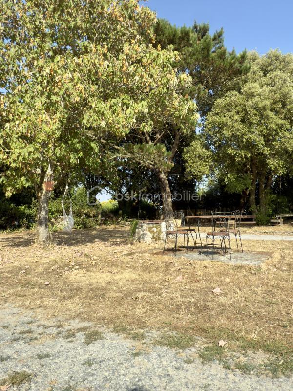 Propriété - 166 m² - 9 pièces