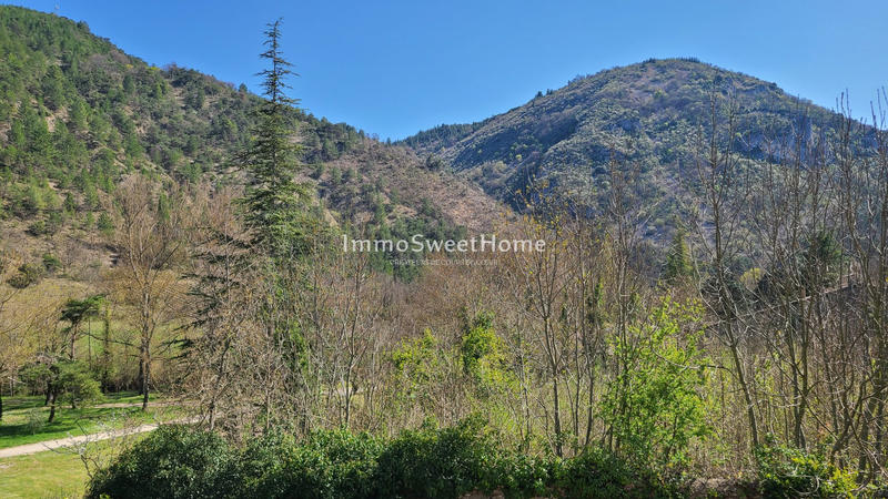 Villa - 230 m² - 8 pièces