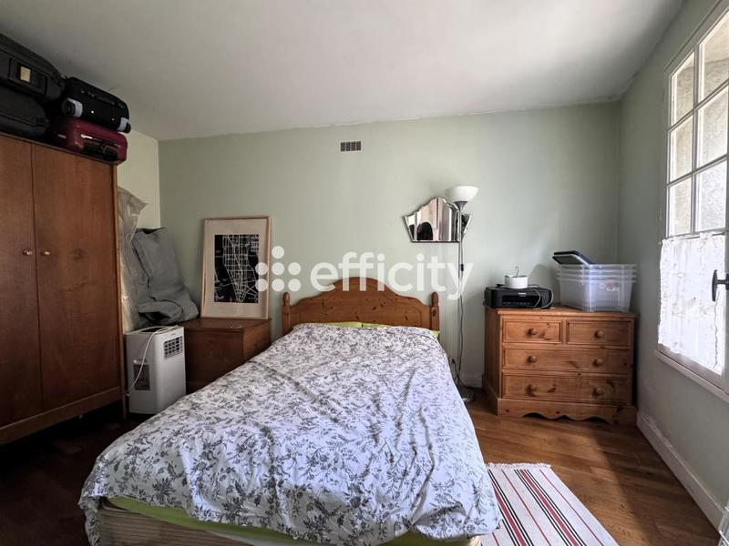 Maison - 250 m² - 11 pièces