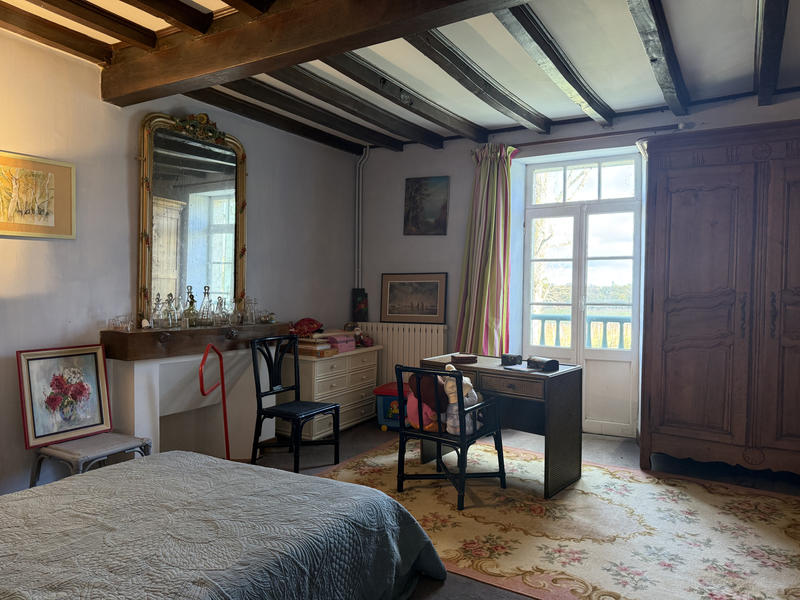 Maison - 322 m² - 18 pièces