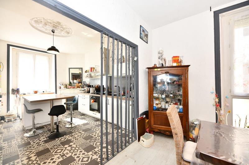 Maison - 151 m² - 6 pièces