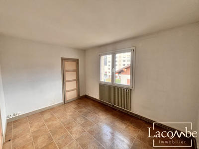 Appartement - 74 m² - 4 pièces