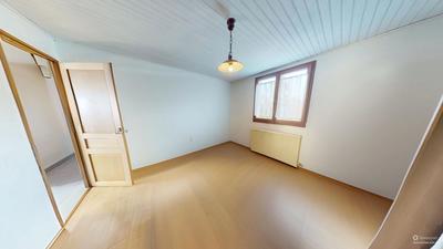 Maison - 96 m² - 4 pièces