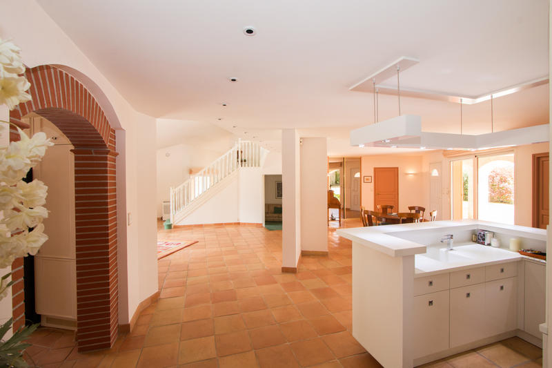 Maison - 344 m² - 7 pièces