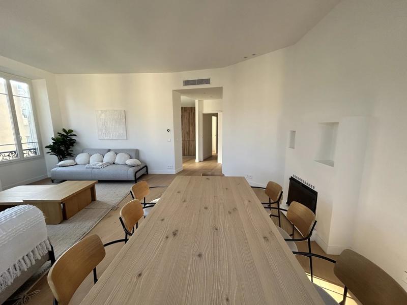 Appartement - 136 m² - 5 pièces