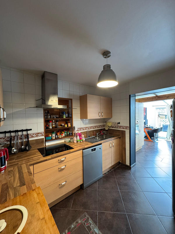 Maison - 105 m² - 6 pièces