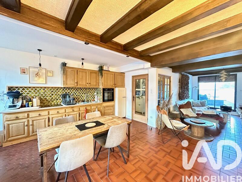 Appartement - 85 m² - 3 pièces