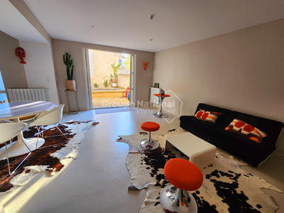 Maison - 300 m² - 7 pièces