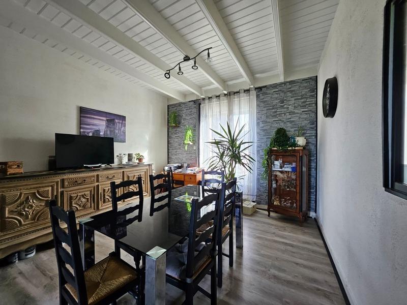 Maison de ville - 110 m² - 8 pièces