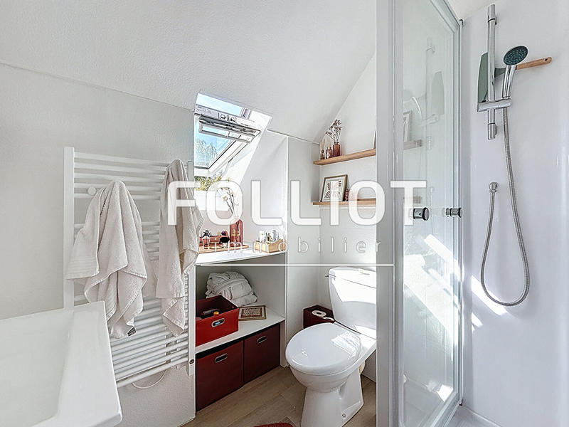 Maison - 140 m² - 6 pièces