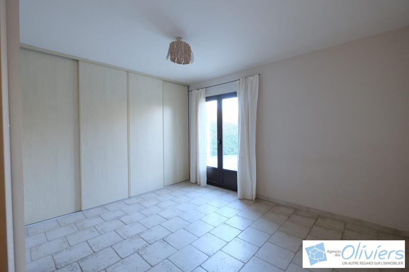 Maison - 260 m² - 9 pièces