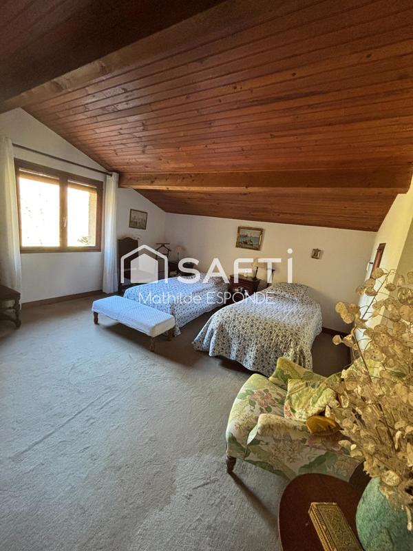 Maison - 176 m² - 6 pièces